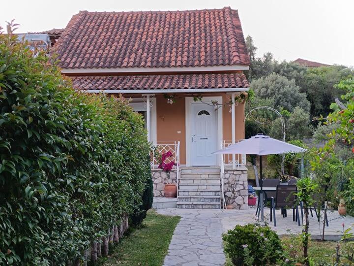 Villa Loula Лигия Экстерьер фото